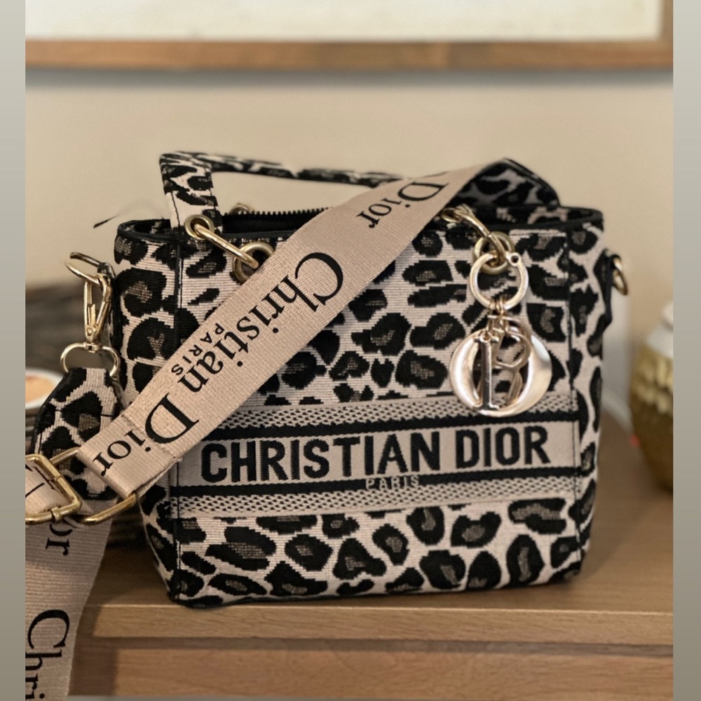 Inspired. Great quality!! 8 x 6 1/2